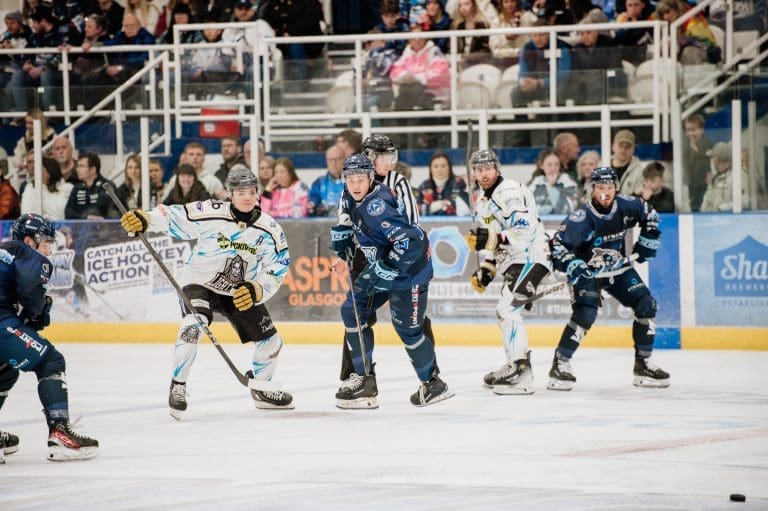 Lighting Strikes Sharks As They Close Season On A High With Tigers