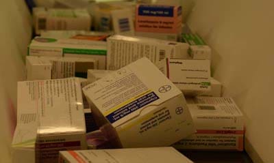 Patients to be encouraged to buy paracetamol over the counter ather than rely on NHS prescriptions