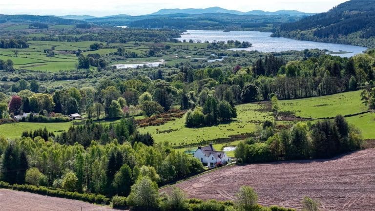 Opportunity To Own Stunning 12 Acre Rural Haven, Mulloch House