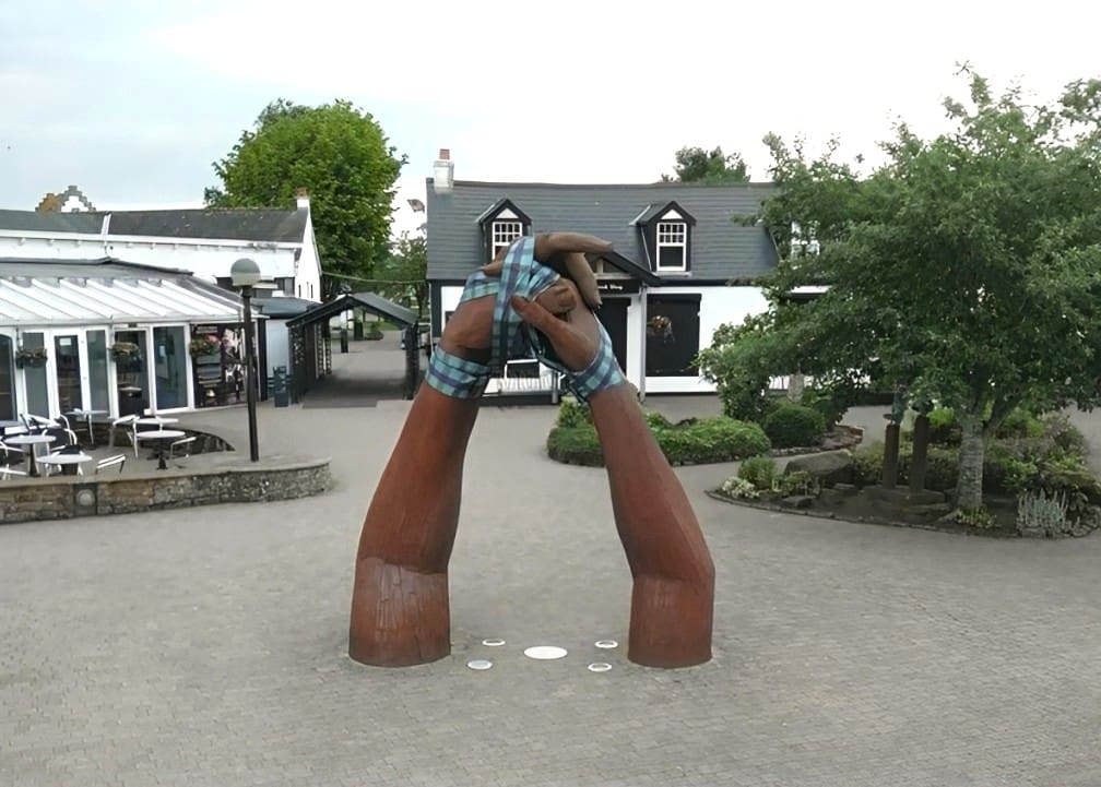 As More Couples ‘Tie the Knot’ Through Handfasting, Gretna Green Keeps Tradition Alive