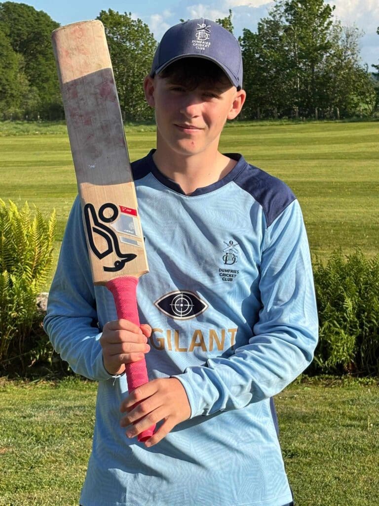 Lachlan Osmond was Nunholm Player of the Match with his first Championship fifty