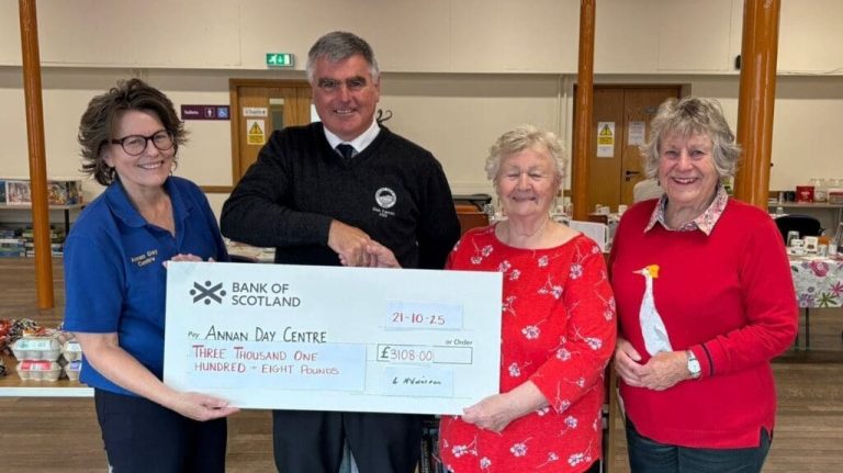 Powfoot Golf Club Teeing Off for Charity