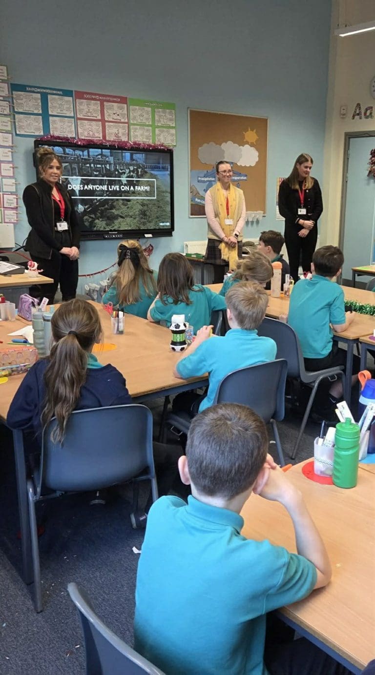 Cows kickstart curiosity amongst young people at Wallace Hall Primary School