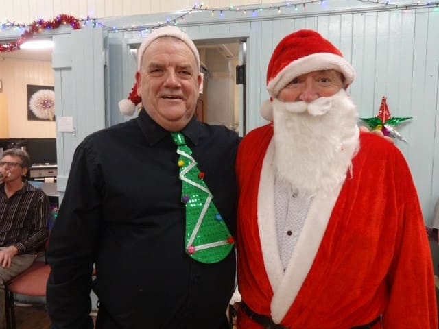 KIRKTON OLD TYME DANCE GROUP CELEBRATE CHRISTMAS