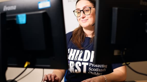 Children First urges families worried about bills in Dumfries & Galloway to call support line during cold snap