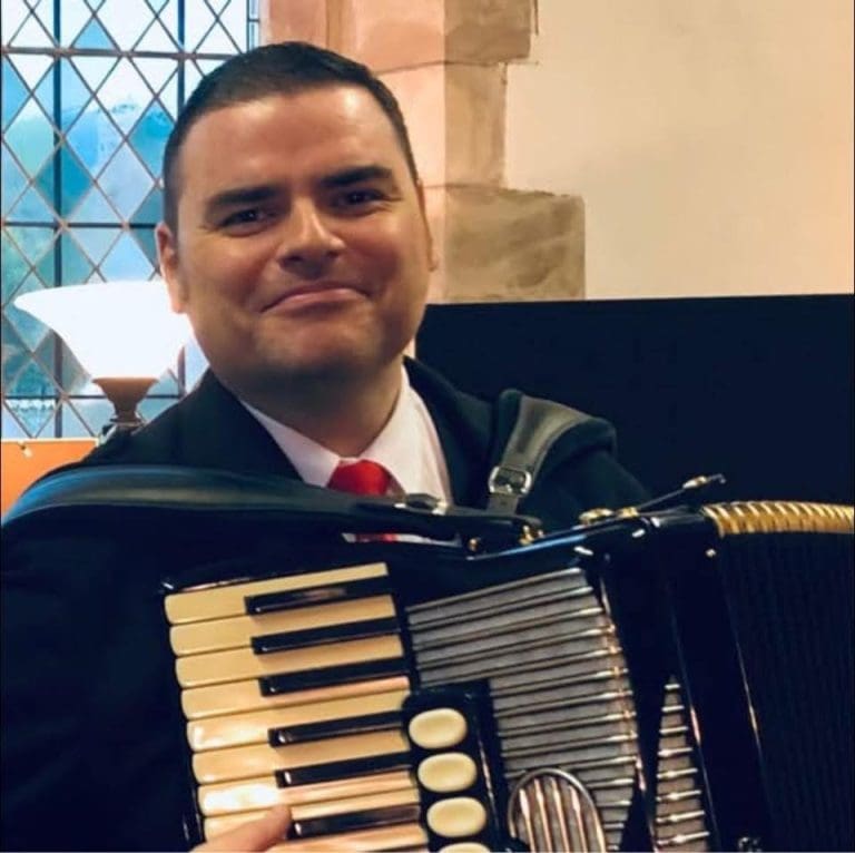 Scottish Champion Accordionist Liam Stewart To Perform at Dumfries in March
