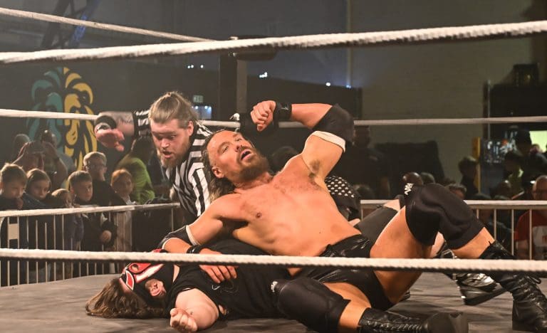 Loreburn Hall Crowd Enjoys Wrestling Return