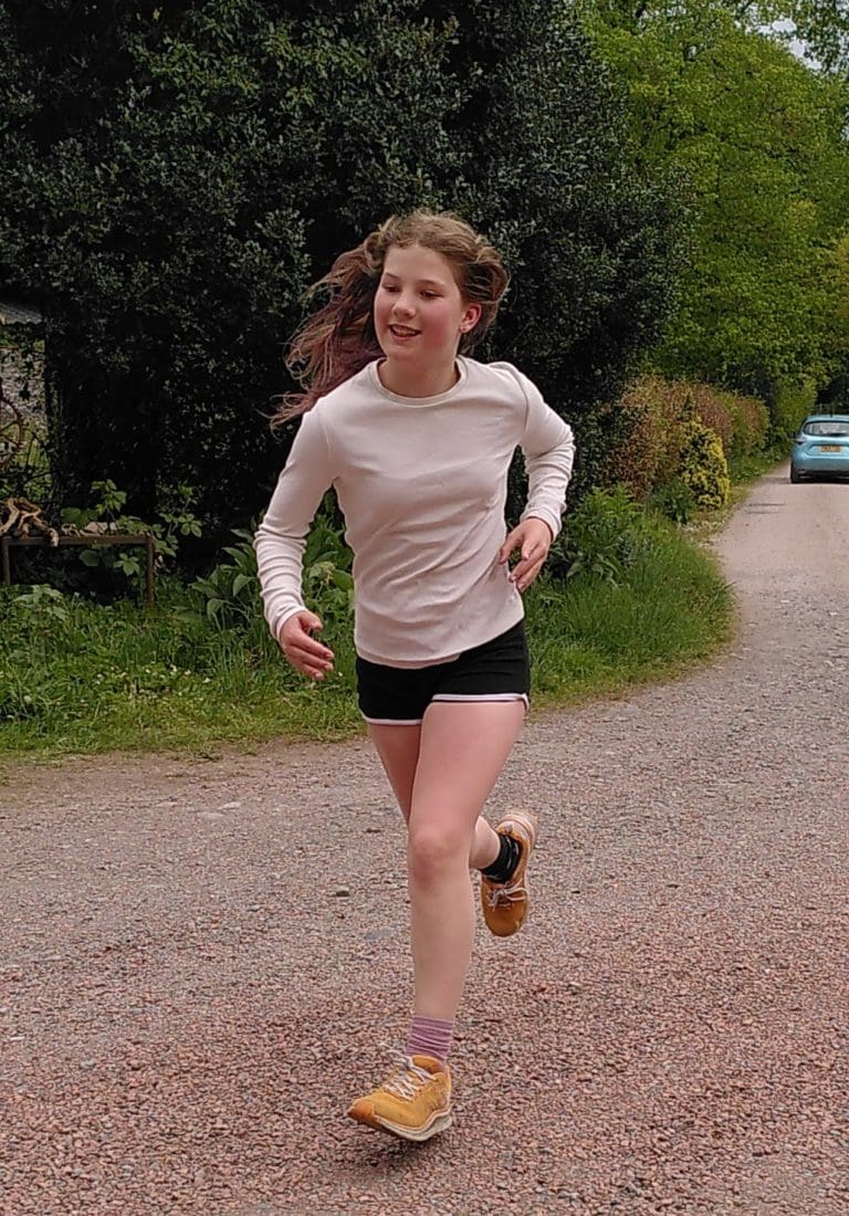 10 Year Old Running A Mile A Day In May To Raise Funds For Mossburn Animal Centre